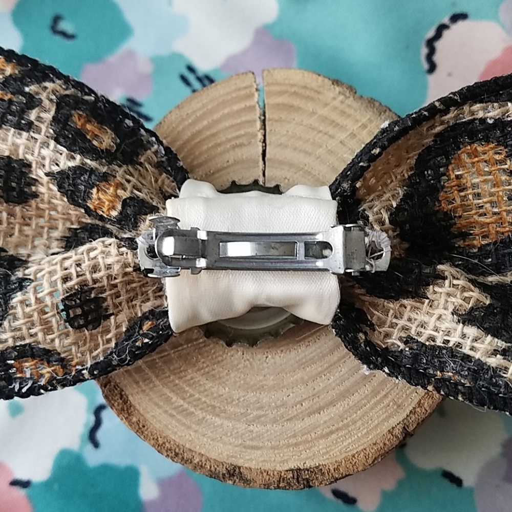 Bow - Picture 2 of 4